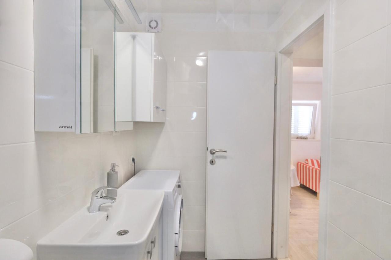 Apartment Smile Solin Exteriör bild