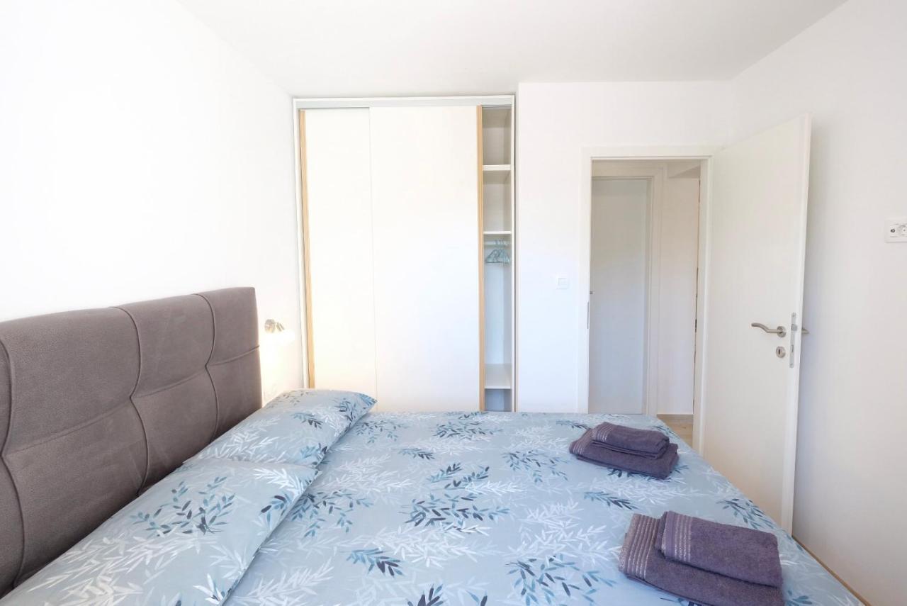 Apartment Smile Solin Exteriör bild