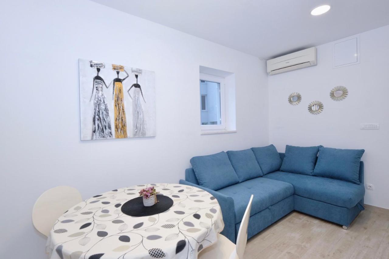 Apartment Smile Solin Exteriör bild